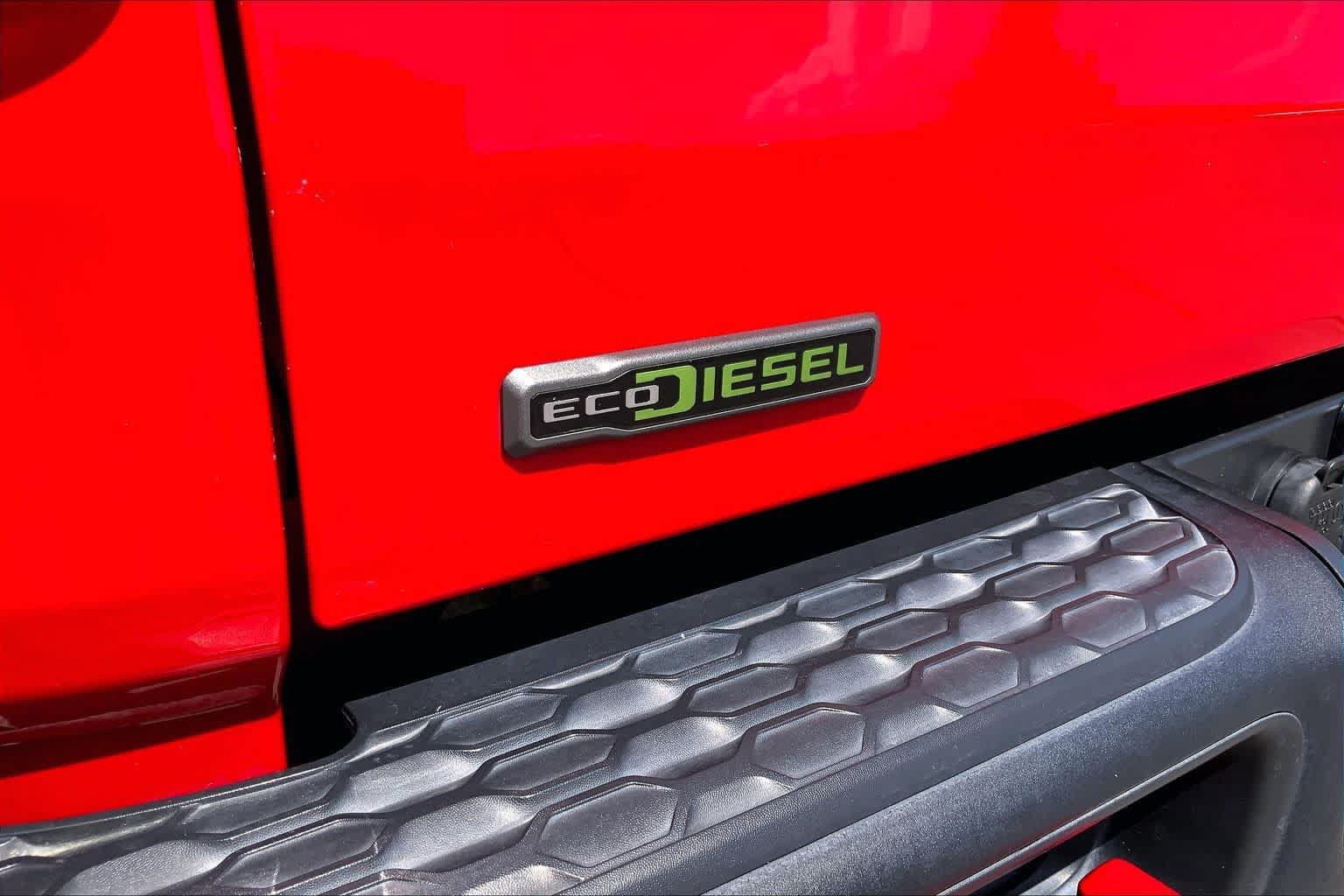 Used 2023 Jeep Gladiator Rubicon w/ Cold Weather Group AWD/4WD image 10