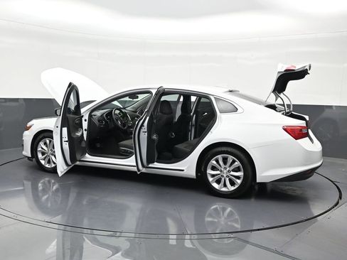 Used 2023 Chevrolet Malibu LT FWD image 36