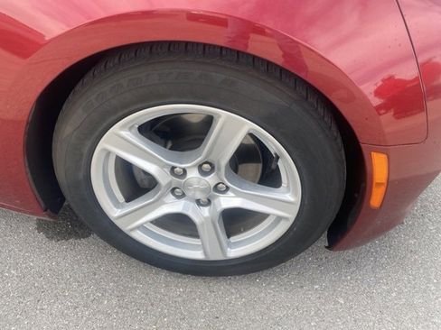 Used 2023 Chevrolet Camaro LT image 7