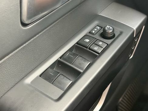 Used 2025 Toyota Sequoia Platinum AWD/4WD image 25