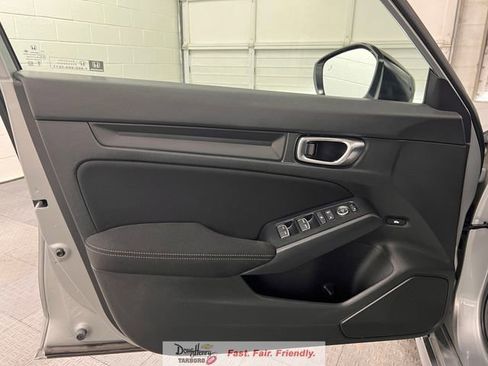 Used 2025 Honda Civic Sport image 29