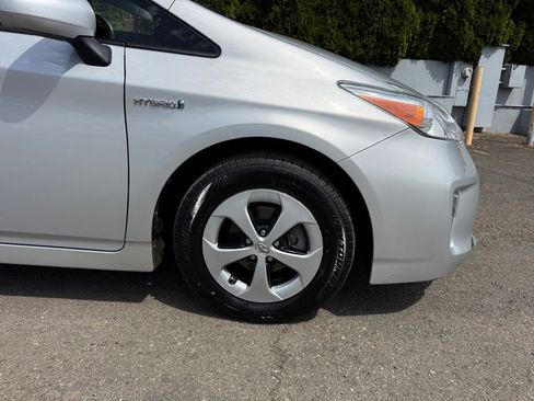 Used 2015 Toyota Prius Two FWD image 11