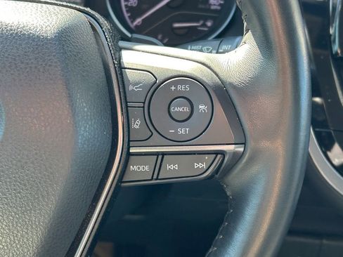 Used 2023 Toyota Camry SE w/ Convenience Package image 35