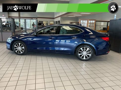Used 2015 Acura TLX w/ Technology Package FWD image 4