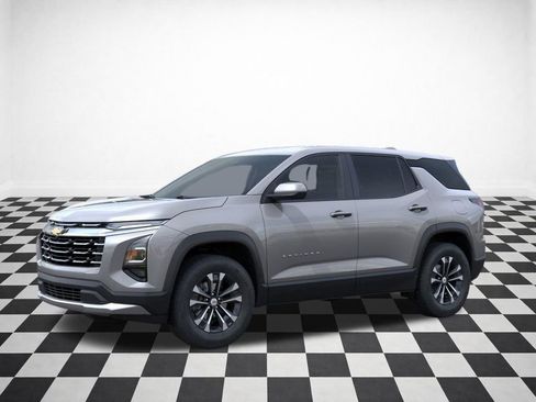 New 2026 Chevrolet Equinox LT w/ Convenience Package II AWD/4WD image 2