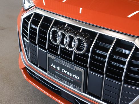 New 2025 Audi Q3 2.0T Premium image 30