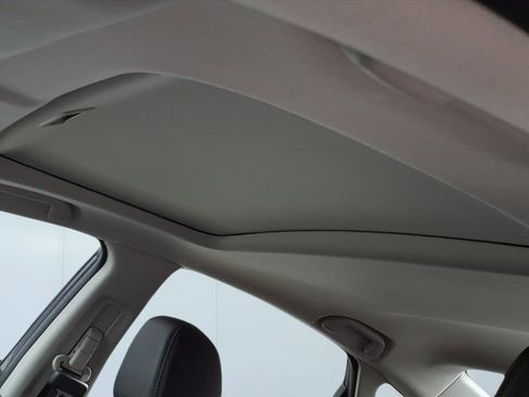 Used 2017 Honda Civic EX-L image 11