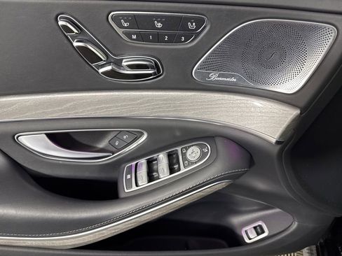 Certified 2016 Mercedes-Benz S 550 4MATIC Sedan image 24