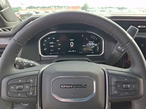 New 2026 GMC Sierra 3500 Denali Ultimate AWD/4WD image 15