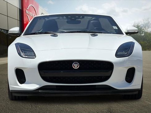 Used 2020 Jaguar F-TYPE Convertible RWD image 11