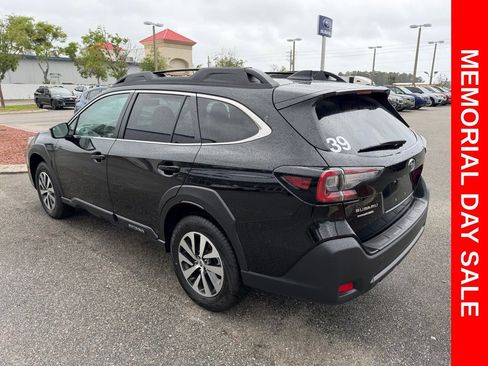 Used 2025 Subaru Outback Premium w/ Popular Package #1A AWD/4WD image 9
