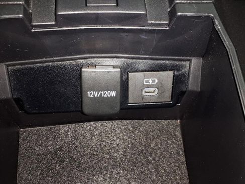 Used 2024 Toyota Corolla LE image 11