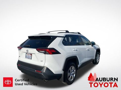 Certified 2019 Toyota RAV4 LE w/ Carpet Mat Package FWD image 6