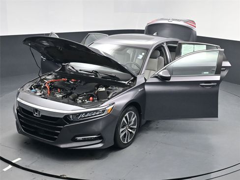 Used 2019 Honda Accord EX image 25