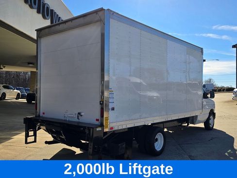 Used 2024 Ford E-350 and Econoline 350 Super Duty w/ Power Windows & Locks Group image 4