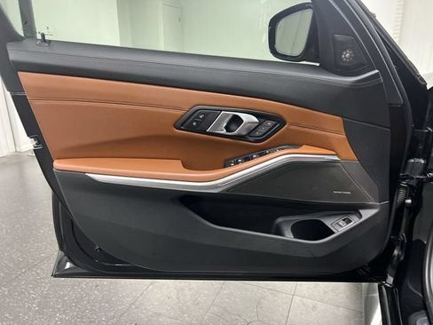 Used 2025 BMW M3 Competition AWD/4WD image 23