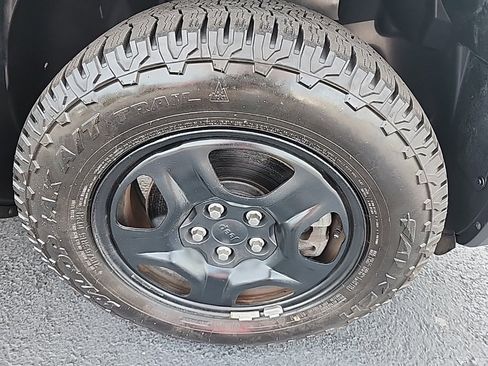 Used 2020 Jeep Renegade Sport image 10