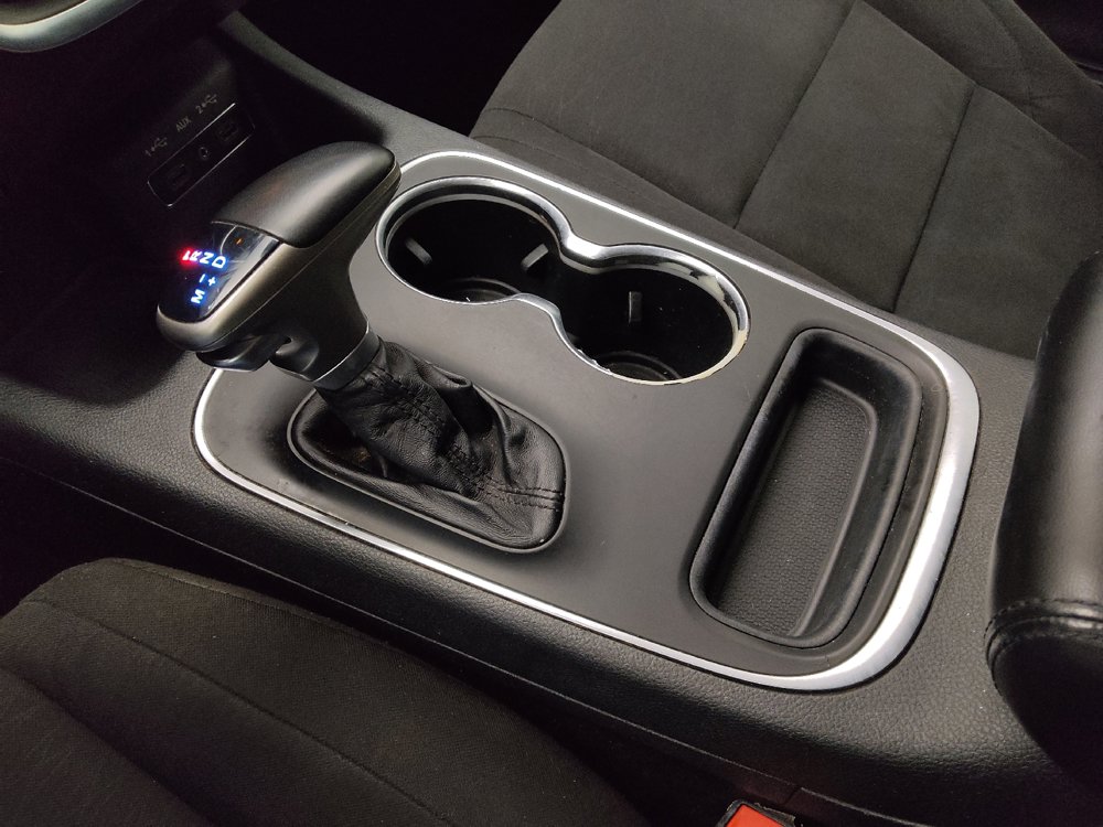 Used 2020 Dodge Durango SXT w/ 3rd Row Seating Group RWD image 26