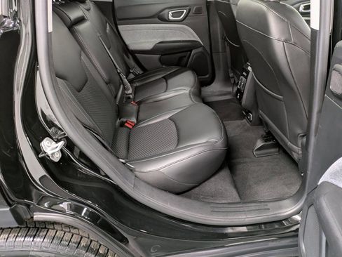 Used 2022 Jeep Compass Latitude w/ Sun and Sound Group image 26