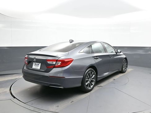 Certified 2021 Honda Accord EX-L image 6