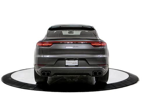 Certified 2022 Porsche Cayenne Turbo AWD/4WD image 6