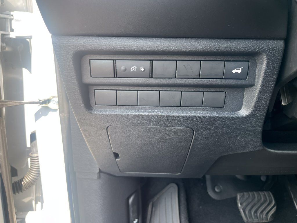Used 2024 Mitsubishi Outlander SE Black Edition AWD/4WD image 20