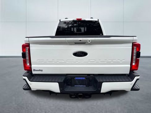 Used 2024 Ford F350 Lariat w/ Lariat Ultimate Package AWD/4WD image 3