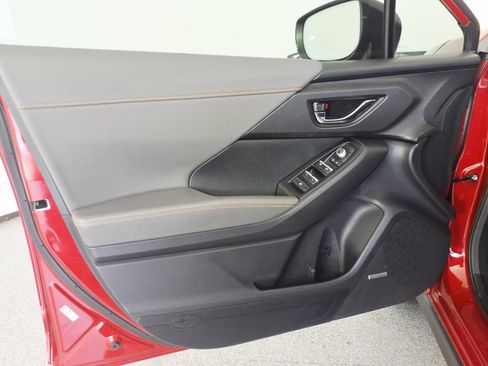 Certified 2025 Subaru Crosstrek 2.5i Limited w/ Crosstrek Mirror Package AWD/4WD image 11