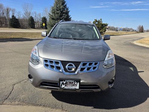 Used 2011 Nissan Rogue SV w/ SL Pkg image 4