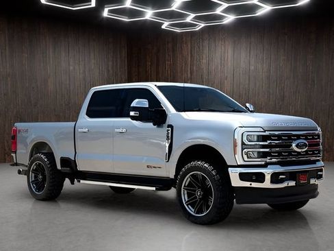 Used 2023 Ford F250 Lariat w/ Chrome Package AWD/4WD image 1