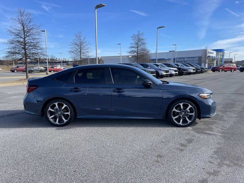 Used 2025 Honda Civic Sport image 2