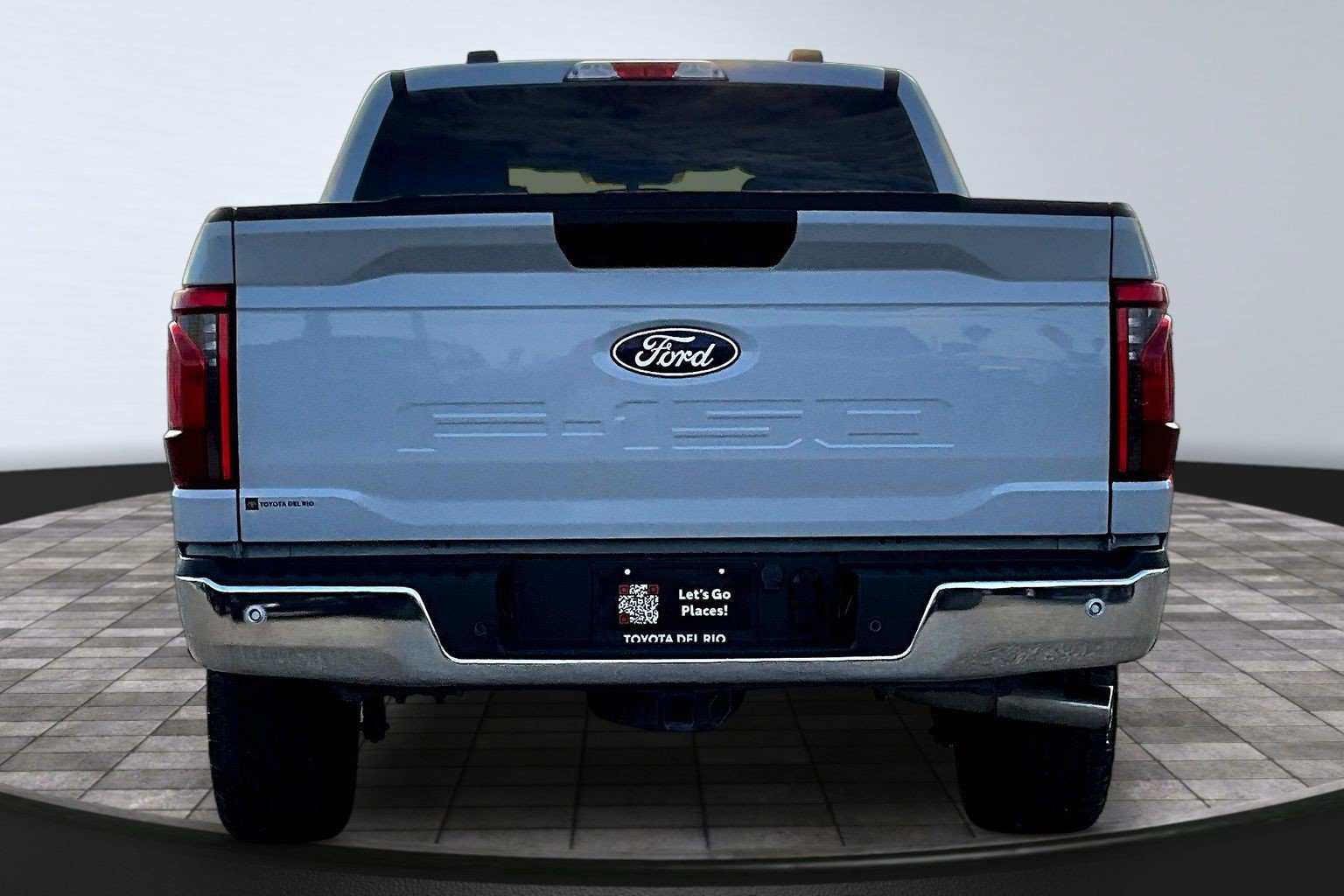 Used 2025 Ford F150 XLT w/ Equipment Group 301A Standard AWD/4WD image 6