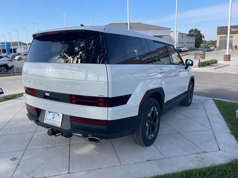 Used 2026 Hyundai Santa Fe SE image 5