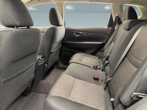 Used 2019 Nissan Rogue SV w/ Premium Package AWD/4WD image 23