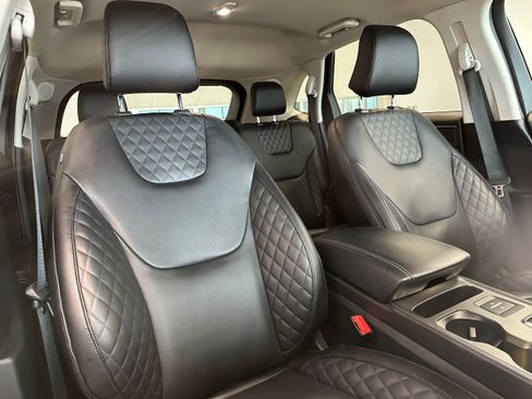 Used 2024 Ford Edge Titanium w/ Equipment Group 301A AWD/4WD image 16