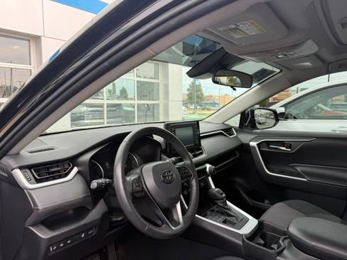 Used 2019 Toyota RAV4 XLE w/ Convenience Package AWD/4WD image 7