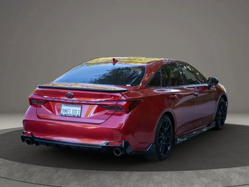 Used 2020 Toyota Avalon TRD image 4