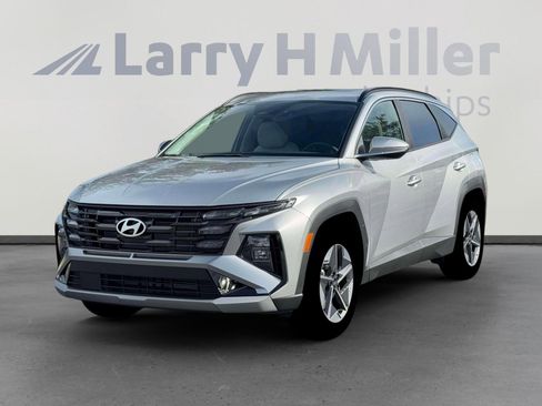 New 2026 Hyundai Tucson SEL FWD image 1