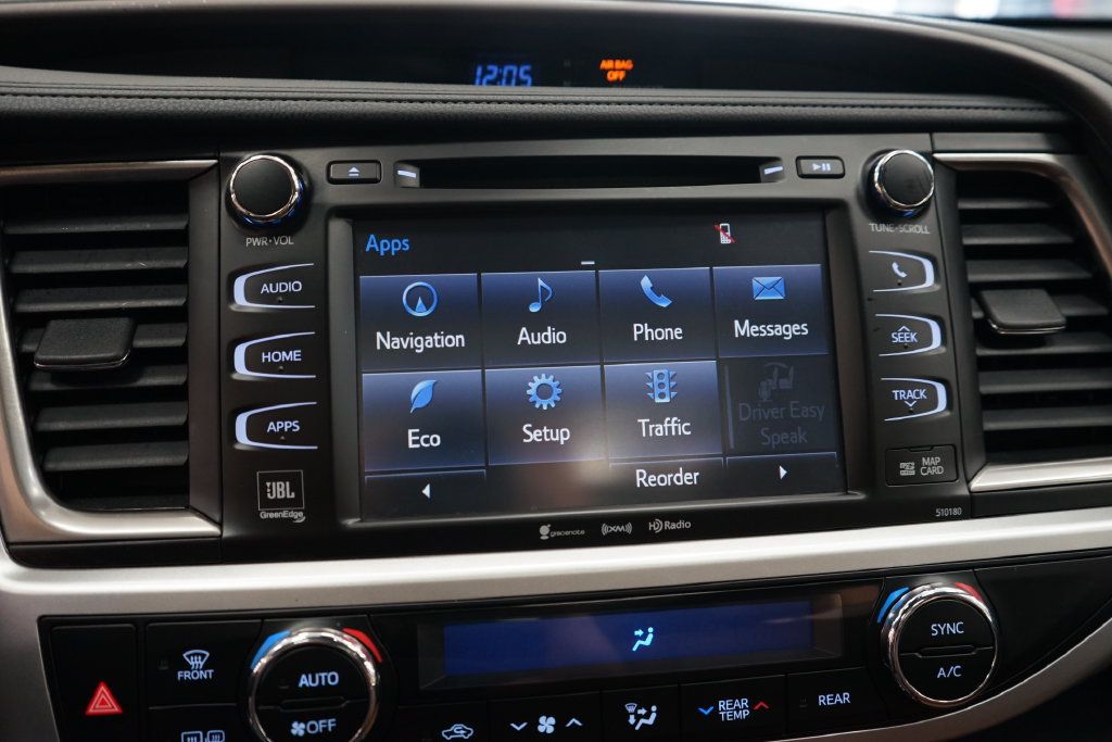 Used 2018 Toyota Highlander Limited Platinum AWD/4WD image 39