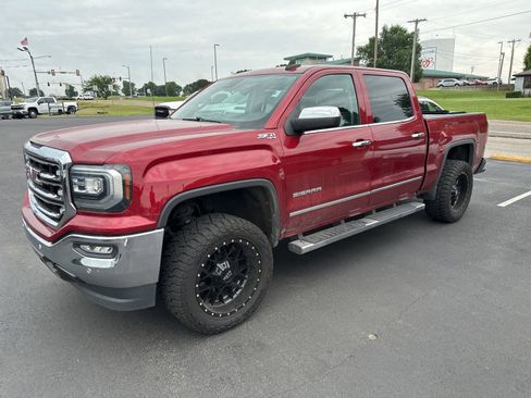 Used 2018 GMC Sierra 1500 SLT AWD/4WD image 1