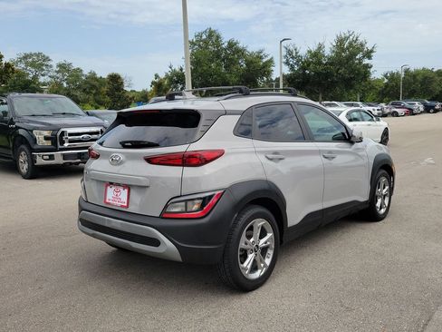Used 2023 Hyundai Kona SEL w/ Convenience Package FWD image 5
