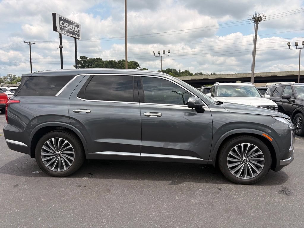 Used 2025 Hyundai Palisade Calligraphy AWD/4WD image 9