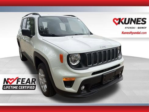 Used 2022 Jeep Renegade Latitude AWD/4WD image 1