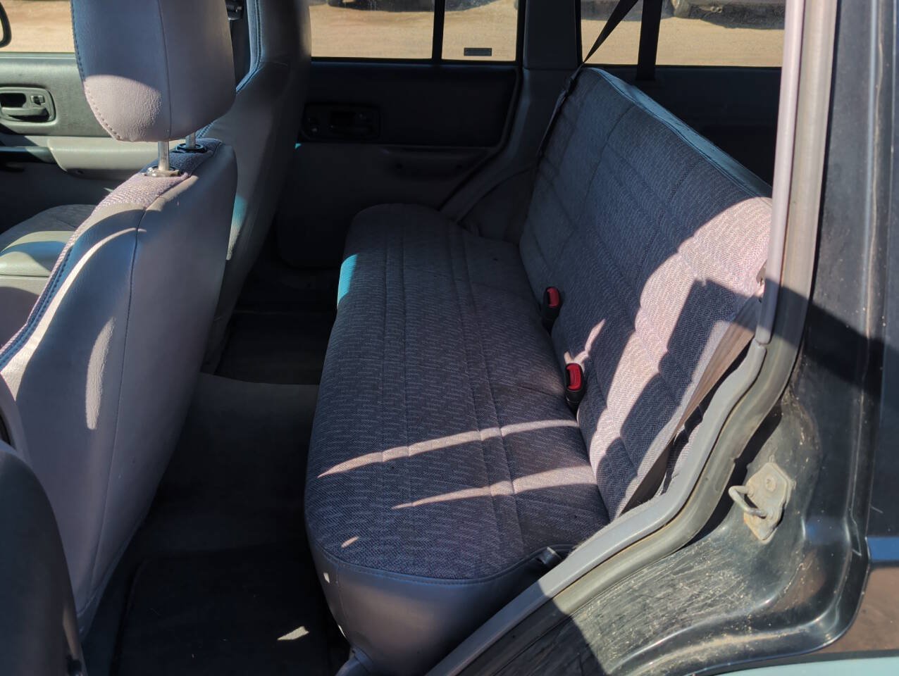 Used 1998 Jeep Cherokee Sport AWD/4WD image 22