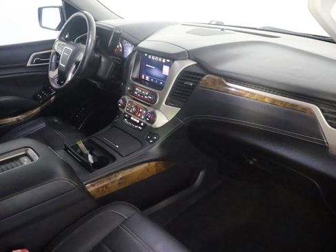 Used 2016 GMC Yukon XL Denali w/ Open Road Package AWD/4WD image 52
