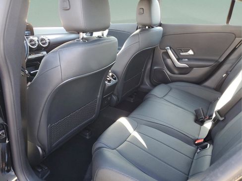 Used 2025 Mercedes-Benz CLA 250 4MATIC image 6