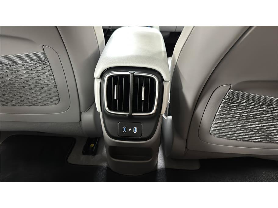 Used 2023 Hyundai Ioniq 6 SEL RWD image 23