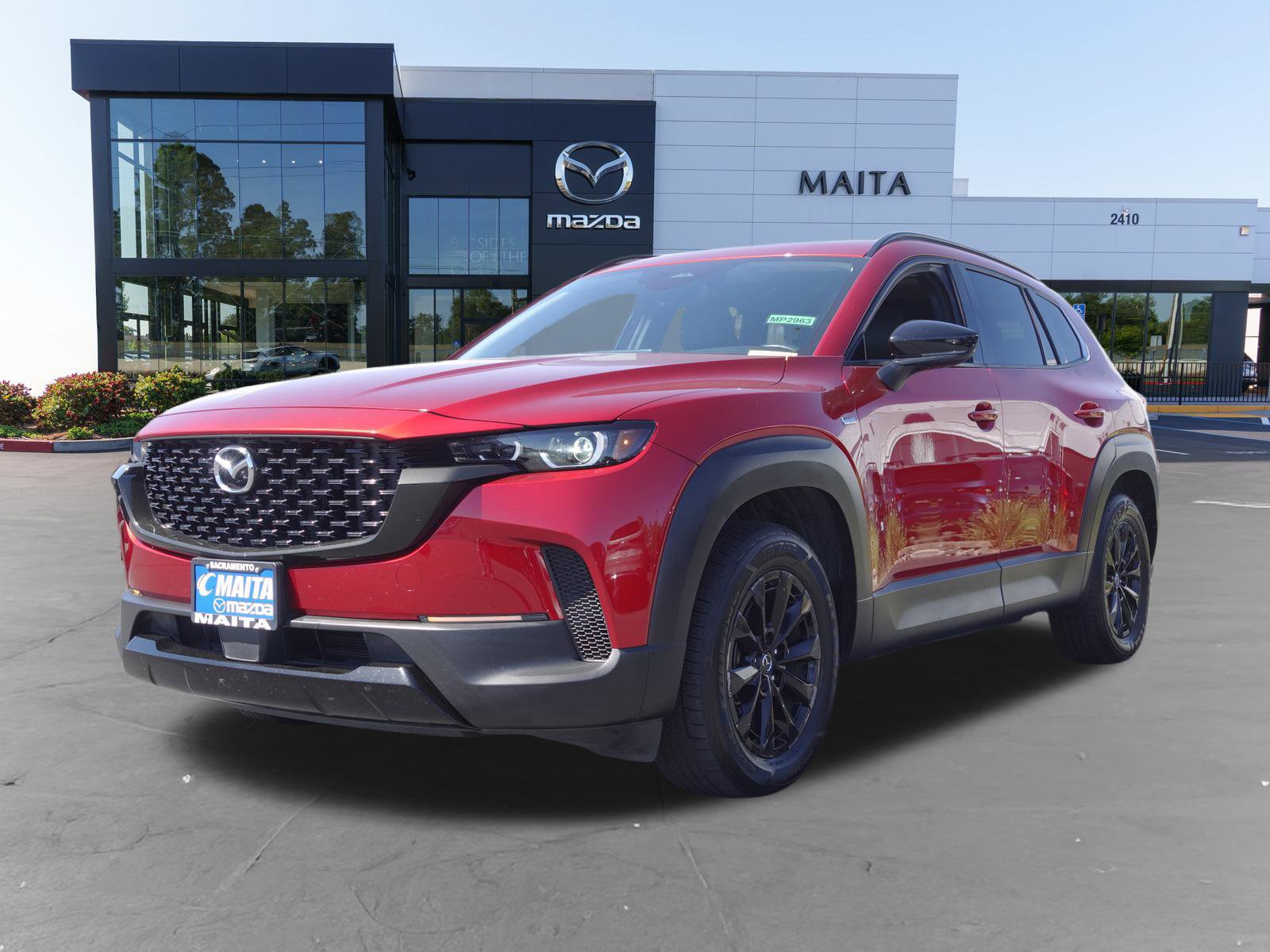 Used 2025 MAZDA CX-50 AWD 2.5 Hybrid w/ Premium Pkg image 9