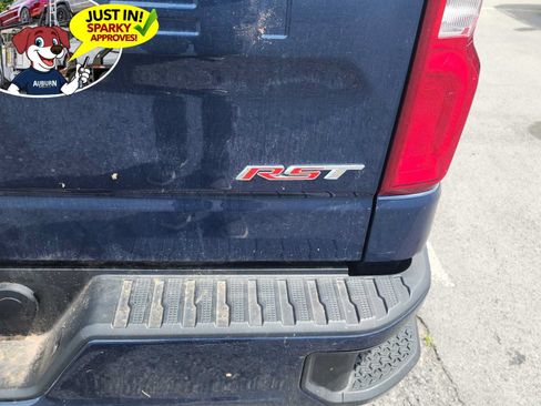 Used 2023 Chevrolet Silverado 1500 RST AWD/4WD image 5