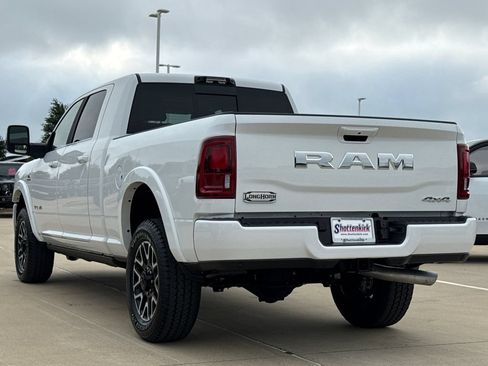 New 2026 RAM 2500 Limited AWD/4WD image 4